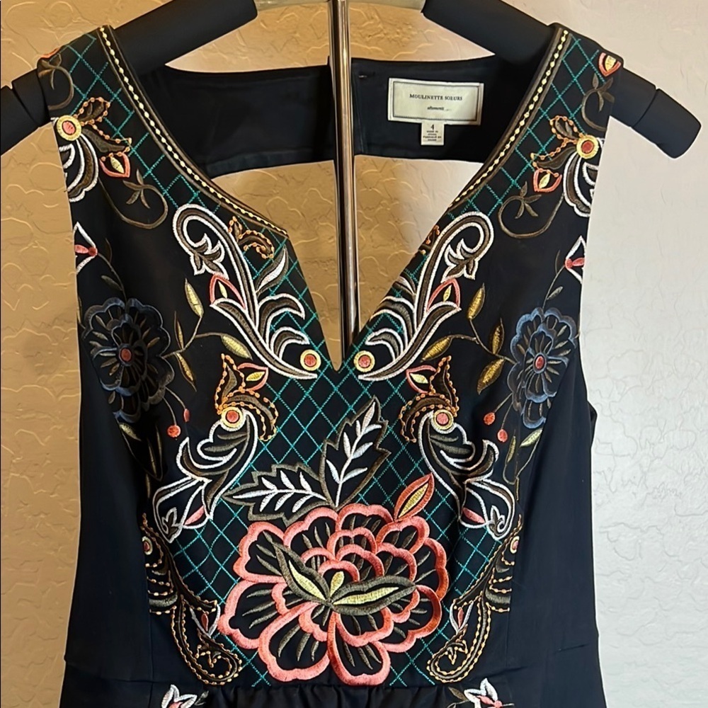 Anthropologie Moulinette Souers Black Floral Embroidered Dress size 4 - Picture 4 of 11
